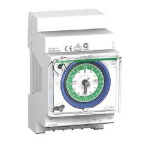Analoge tijdschakelaar IH 24H met 3 modules SRM 1C-16A met referentie CCT16364 van het merk SCHNEIDER ELECTRIC