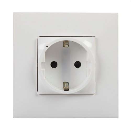 Schuko power socket connected white Valena Next with Netatmo with reference 741811 from the brand LEGRAND