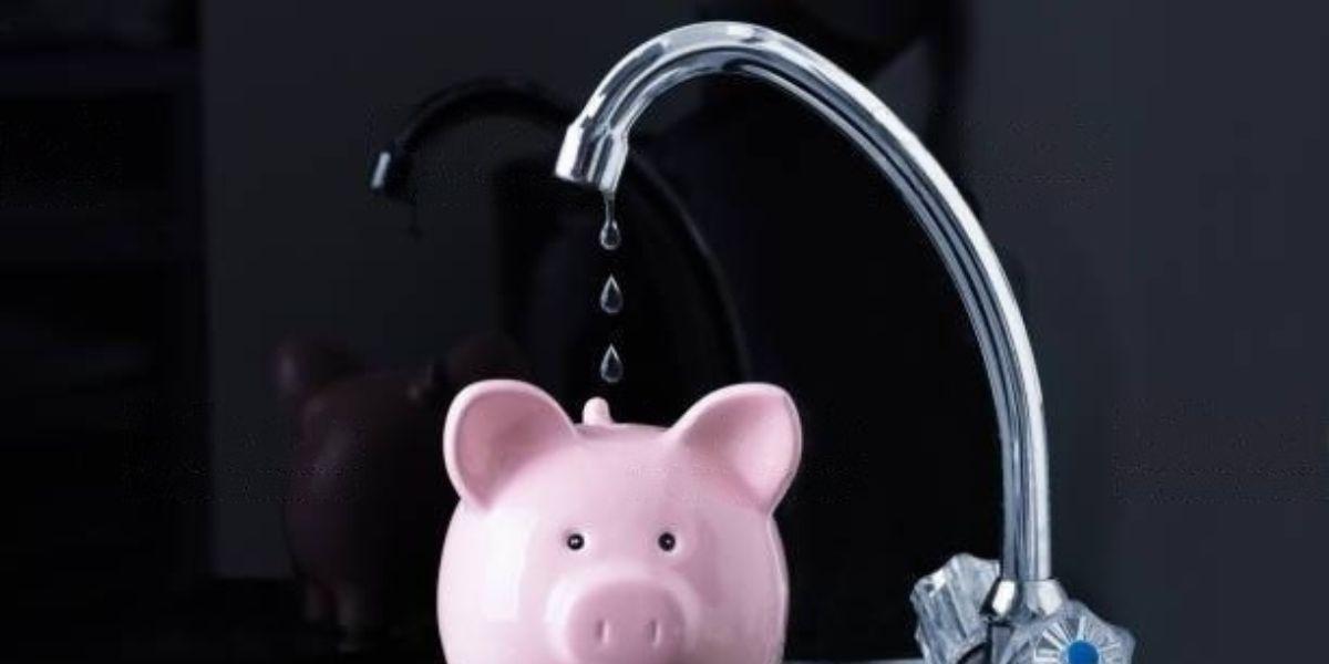 Manieren om water te besparen in huis