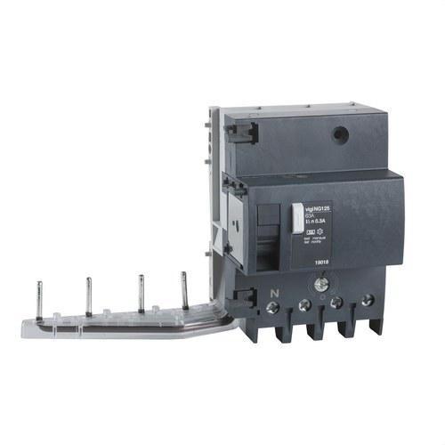 Differentieelblok VIGI NG125/63 4P 300mA Klasse AC met referentie 19005 van het merk SCHNEIDER ELECTRIC