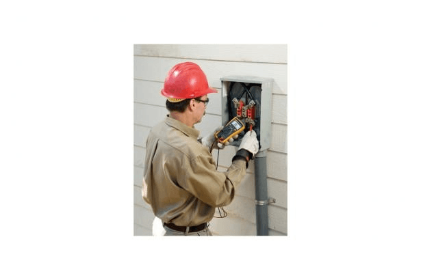 Digitale multimeter Fluke 113 met referentie 3088053 van het merk FLUKE