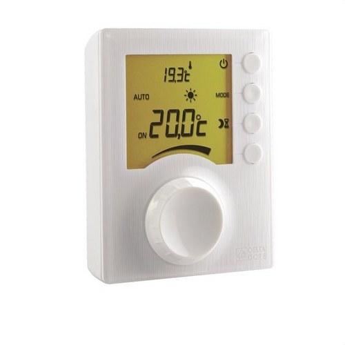 Thermostat câblé pour chaudière ou pompe à chaleur Delta Dore Tybox 31 avec la référence 6053001 de la marque DELTA DORE