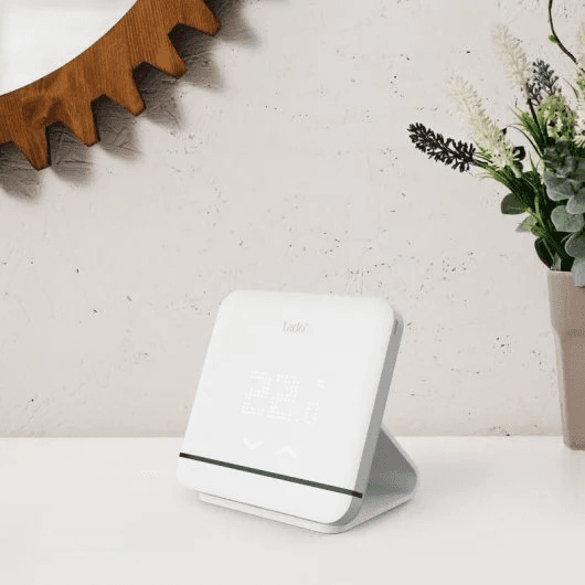Support de table blanc pour thermostats TADOº avec la référence STA de la marque TADOº